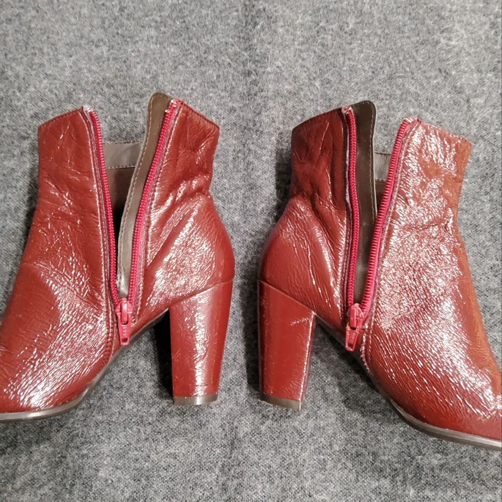JJ Jeune & Jolie Patent Leather Booties Size 36/5,5